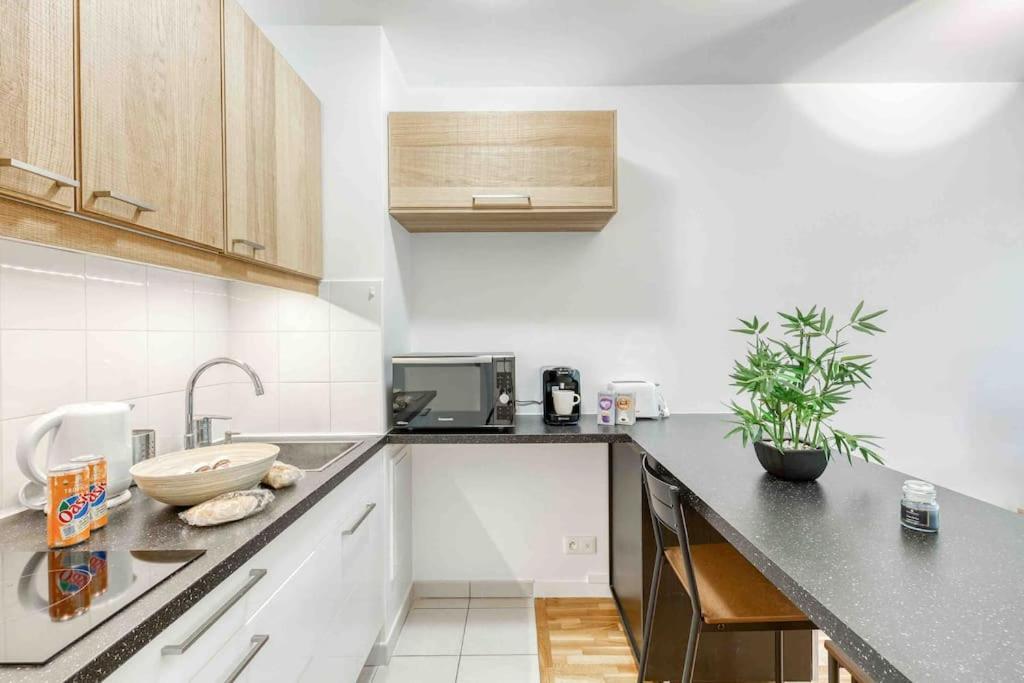 Appartement Moderne, Metro 7, Parking Et Jardin 빌쥐이프 외부 사진